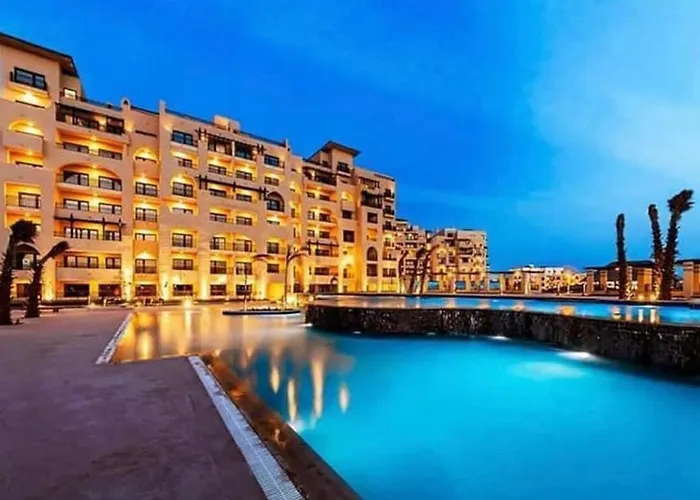 Escape Pool And Sea View