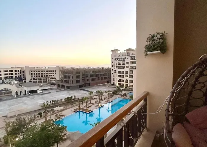 Escape Pool And Sea View Hurghada
